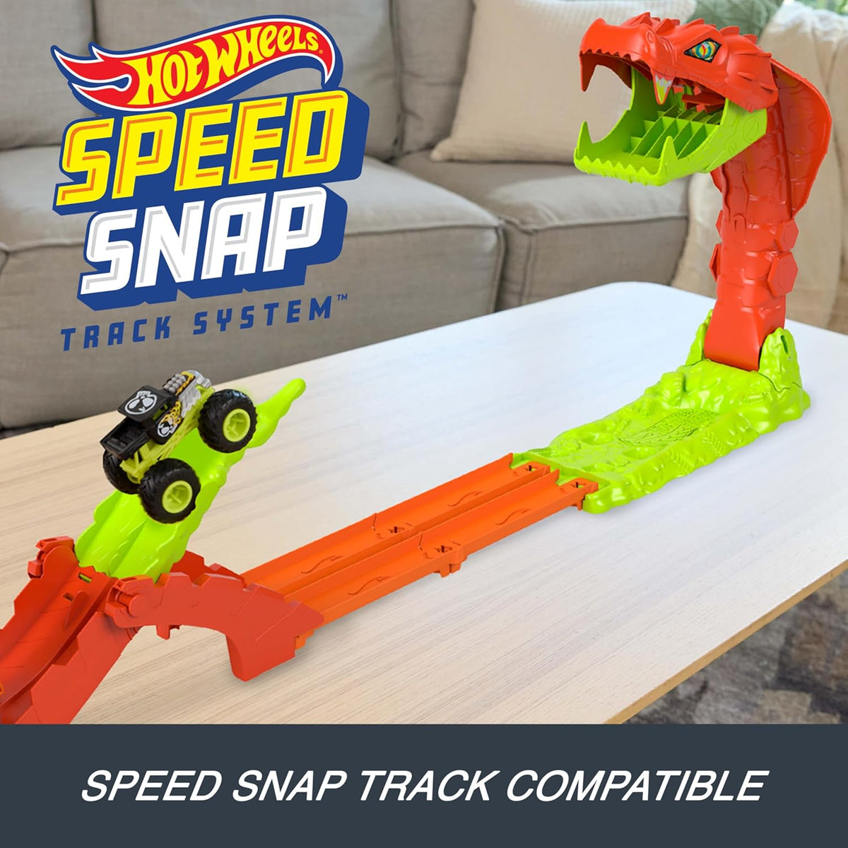 Hot Wheels Monster Trucks Snake Slam Takedown Playset — image 6