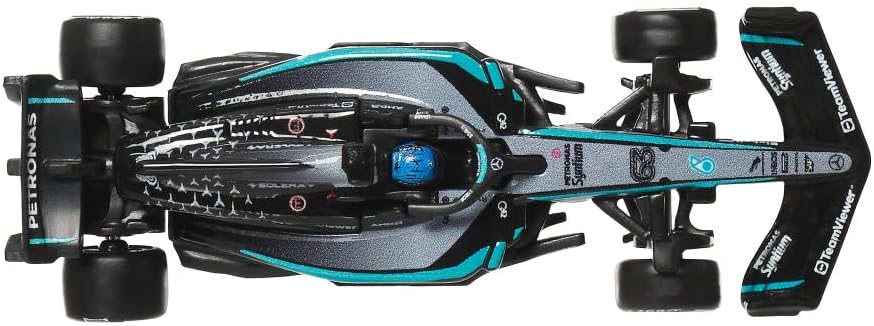 Hot Wheels Premium 1:64 Scale Mercedes-AMG Petronas Formula One Team Racecars — image 3