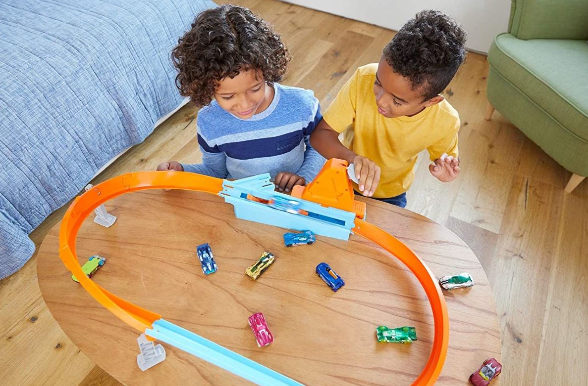 Hot Wheels Rapid Raceway Champion Playset GBF81/GJM75 - Colorland Toys