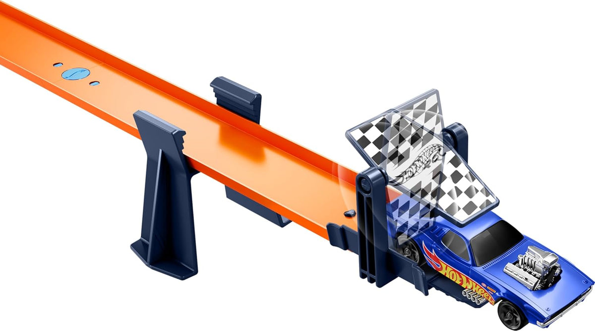 Hot Wheels R/C 1:64 Trackset with Remote Control Car, 30+ Pieces — image 6