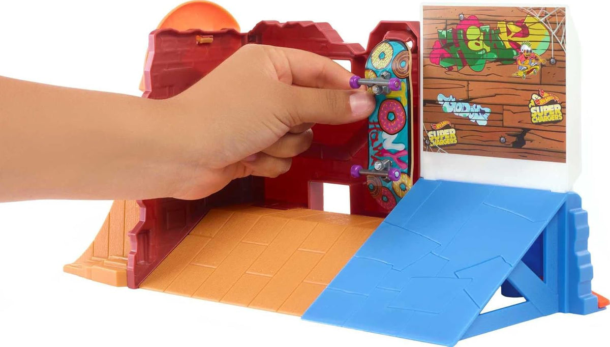 Hot Wheels Skate Fingerboard Donut Skatepark HGT92/HGT91 — image 3