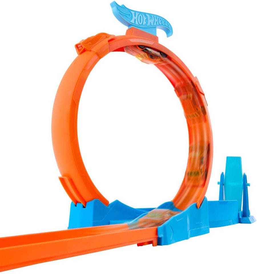 Hot Wheels Triple Loop Track Set with 1:64 Car, JDW39 — image 3