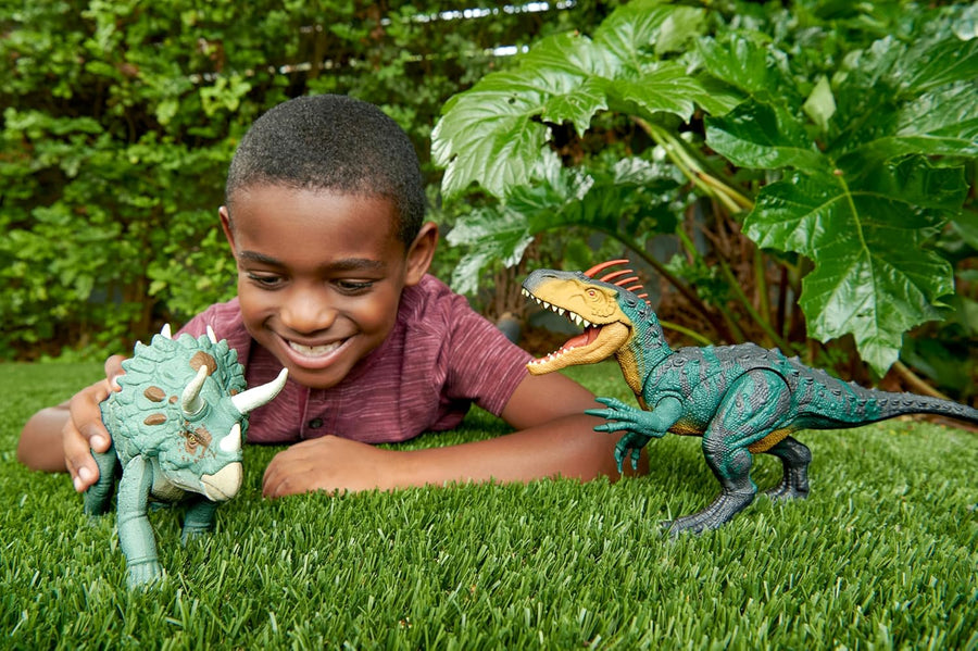 Jurassic World Gigantic Trackers - Triceratops HTK79/HLP23 — image 6