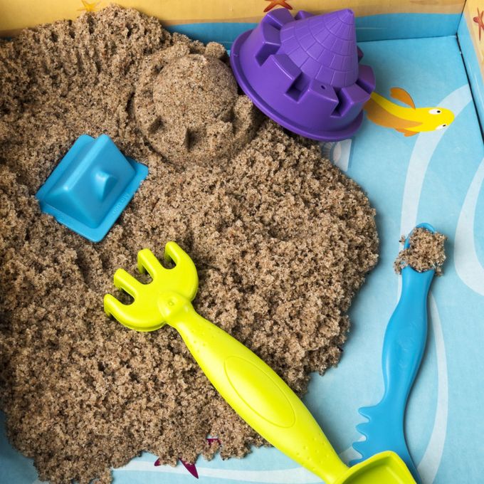 Kinetic Sand Beach Day Fun Set 12oz 6037424 — image 1