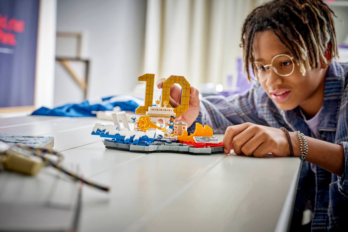 Lego 43013 Special Edition Kylian Mbappé Football Highlights — image 6