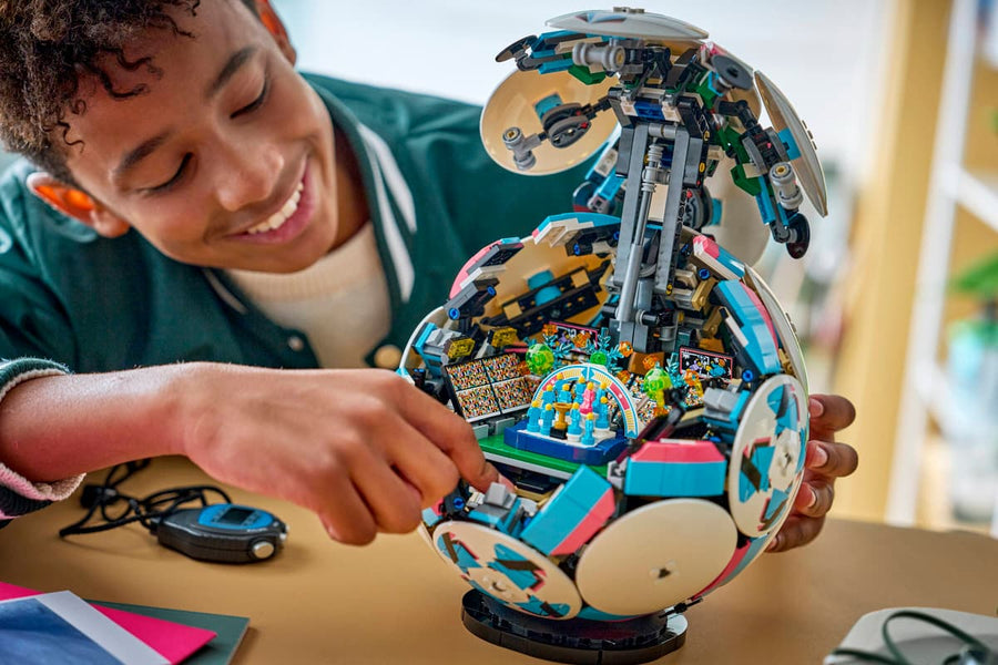 LEGO 43019 Special Edition Soccer Ball — image 6