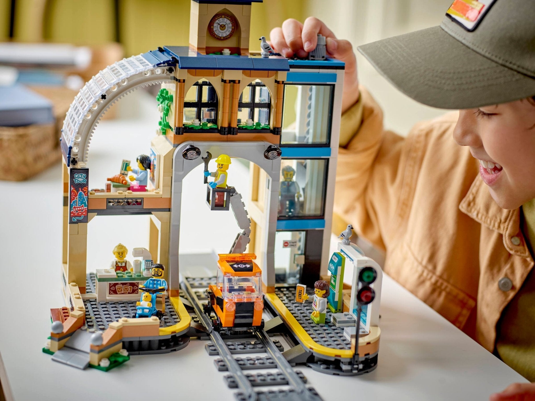 LEGO Central Train Station V29 60469 - Colorland Toys