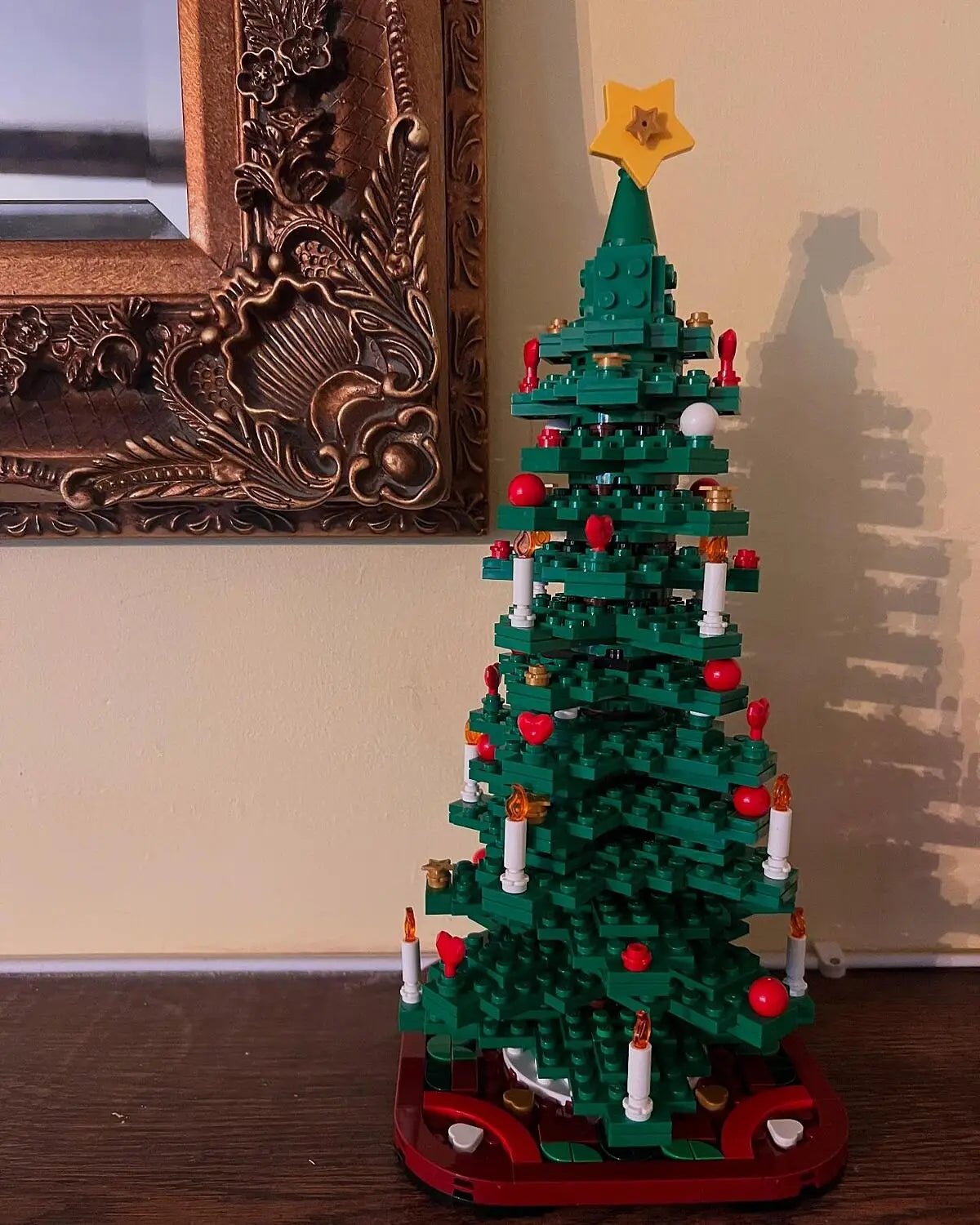 LEGO Christmas Tree 40573 – Seasonal Holiday 2 - in - 1 Buildable Display Set (784 Pieces, 12+) - Colorland Toys