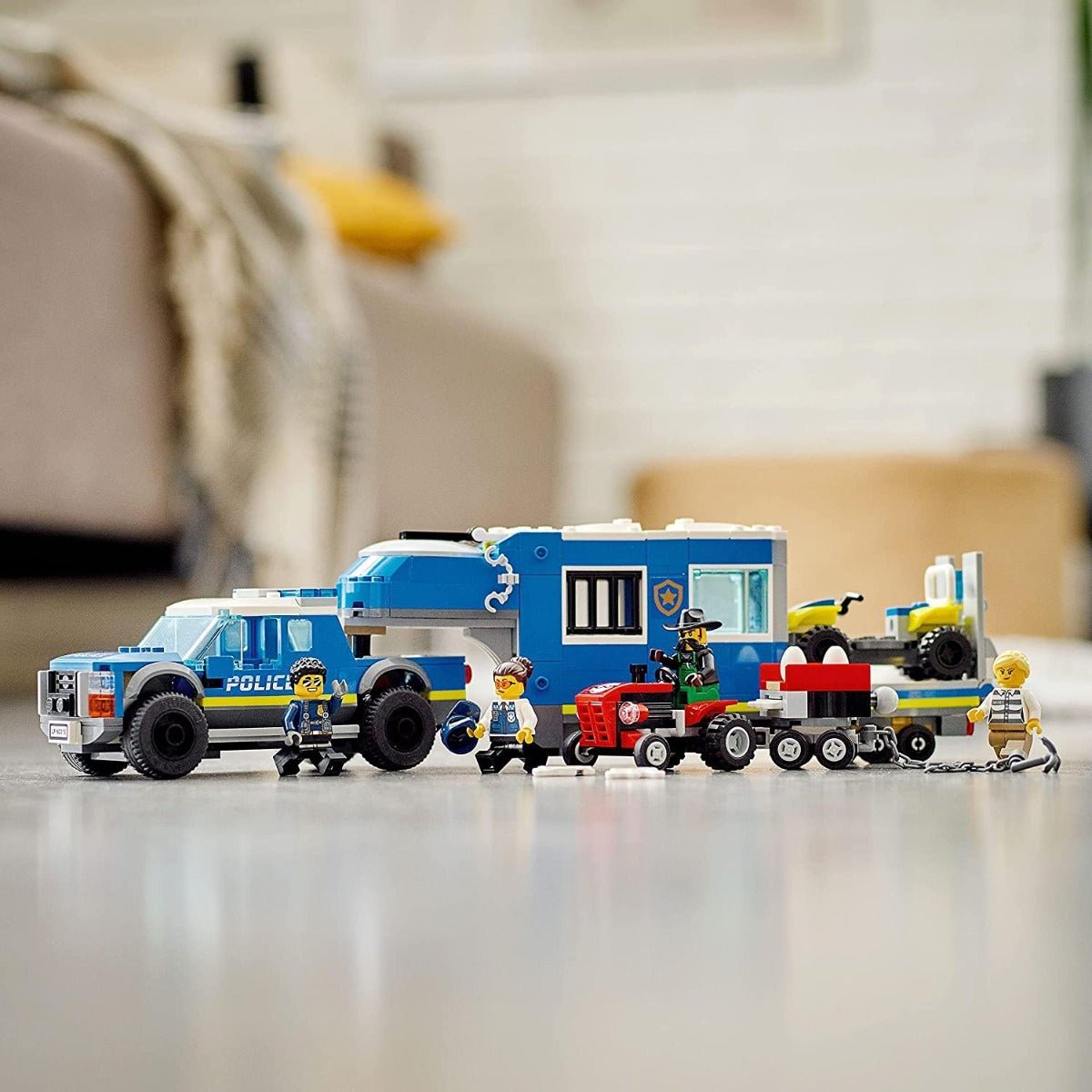 LEGO City Police Mobile Command Truck 60315 - Colorland Toys