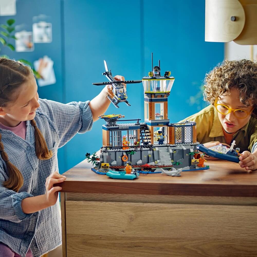 Lego City Police Prison Island - Colorland Toys