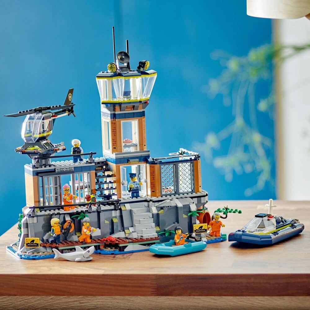 Lego City Police Prison Island — image 4