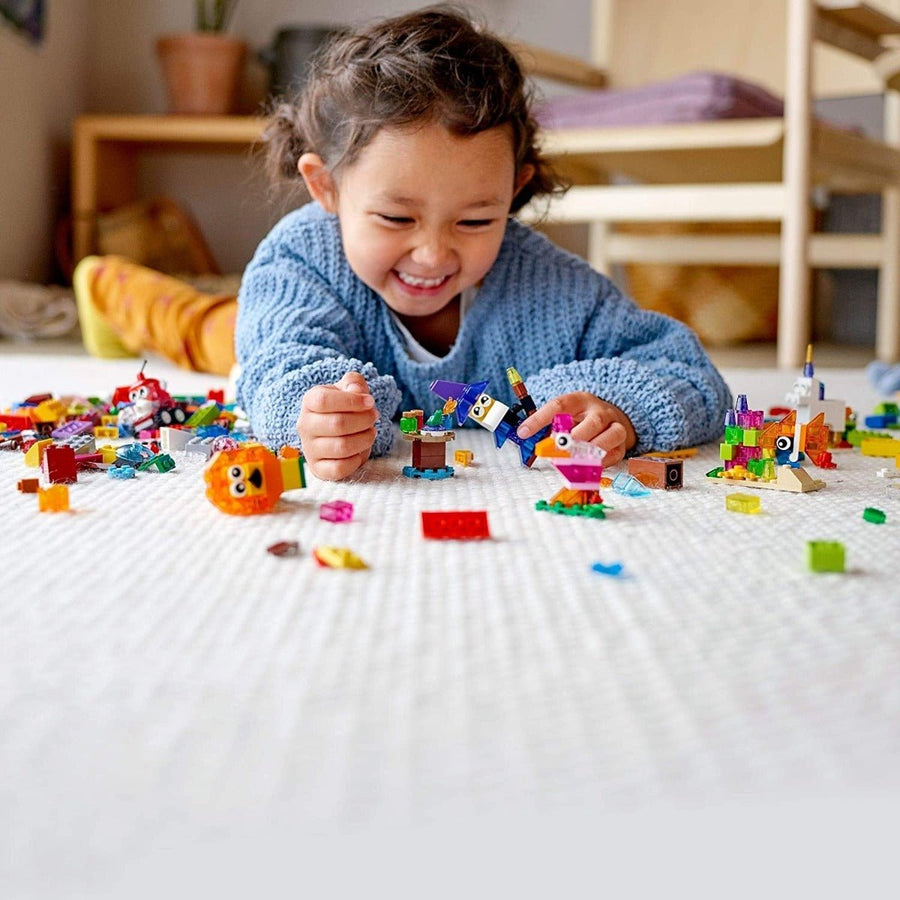 LEGO Classic Creative Transparent Bricks 11013 — image 6
