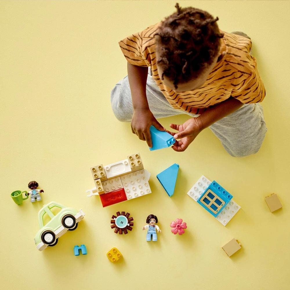 LEGO Family House on Wheels 6426533/10986 — image 3
