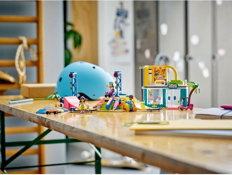 LEGO Friends Skate Park 6425698/41751 — image 6
