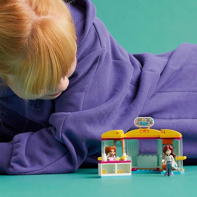 Lego Friends Tiny Accessories Store — image 4