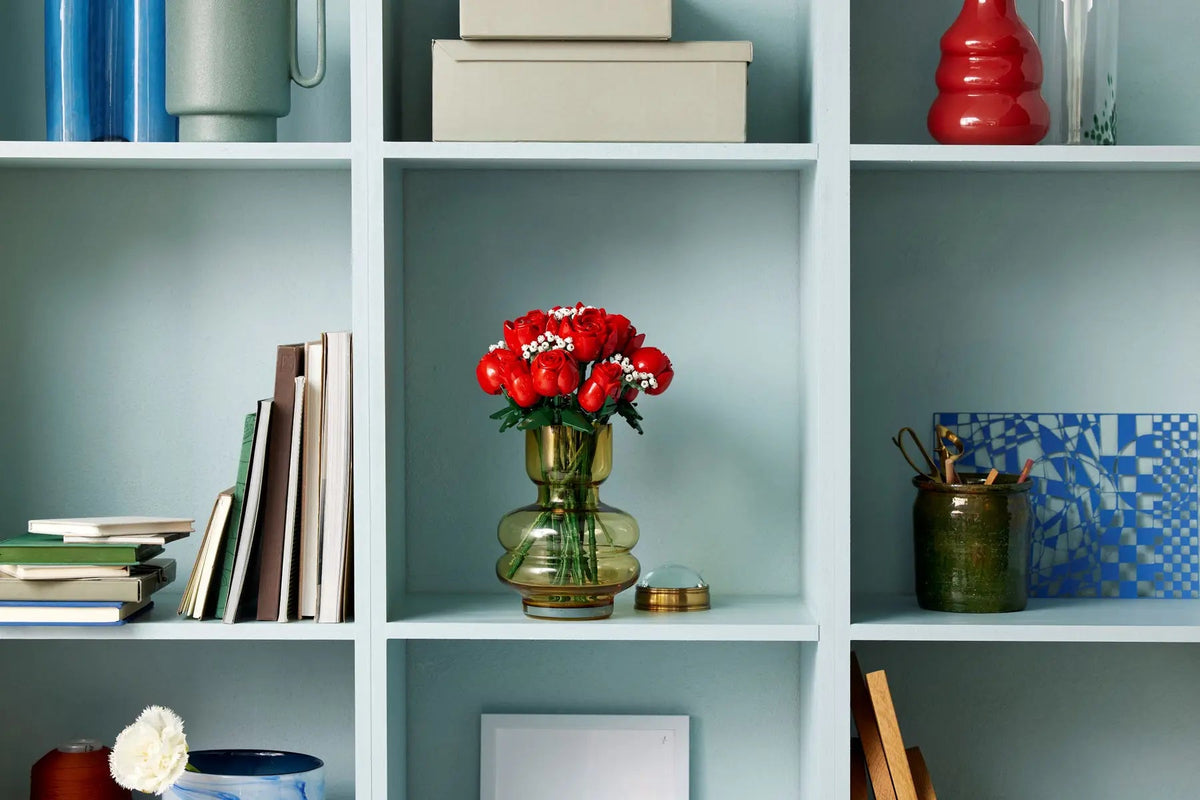 LEGO Icons Botanical Collection Bouquet Of Roses — image 9