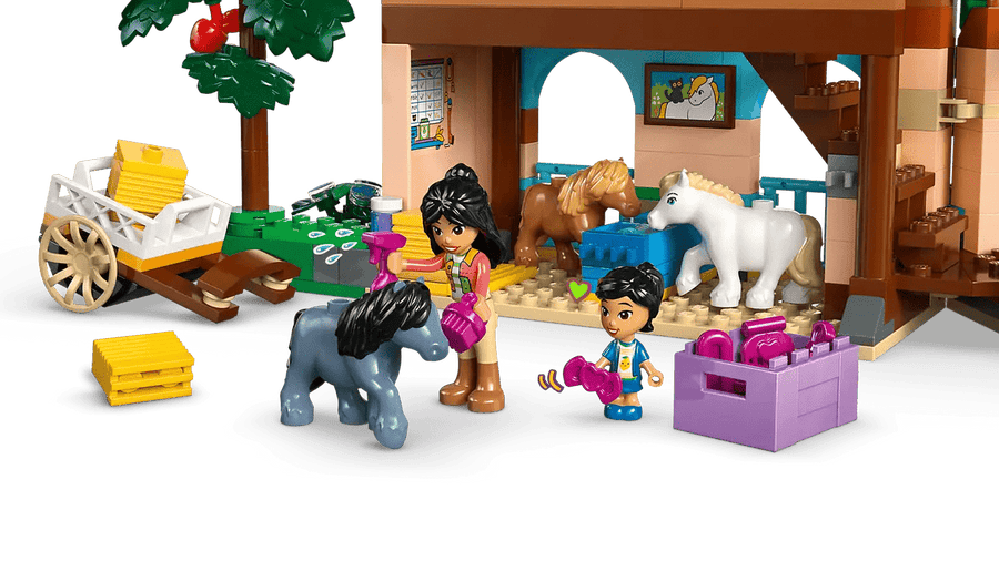 LEGO Pony Ranch & Stable 42654 — image 3