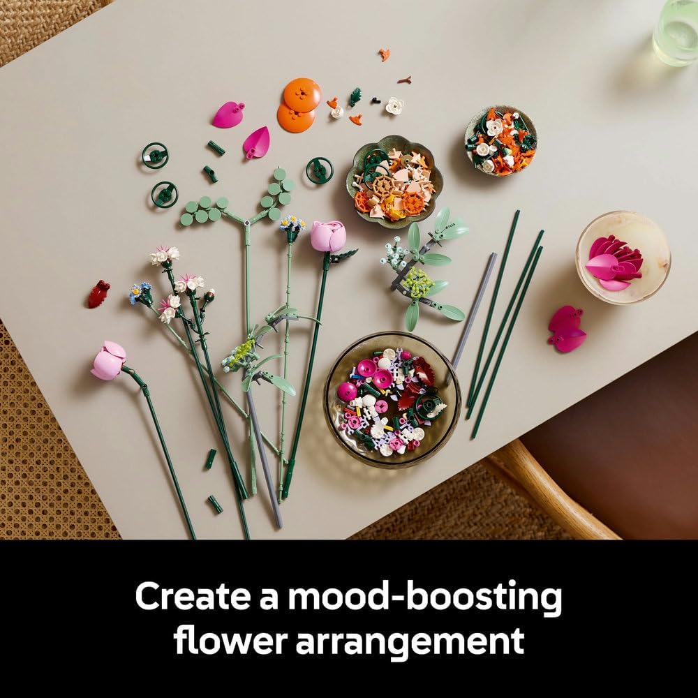 LEGO Pretty Pink Flower Bouquet 10342 — image 3