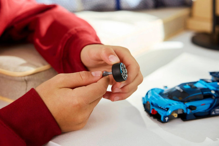 LEGO Speed Champions Bugatti Vision Gt Hyper Sports Car 77253 — image 4