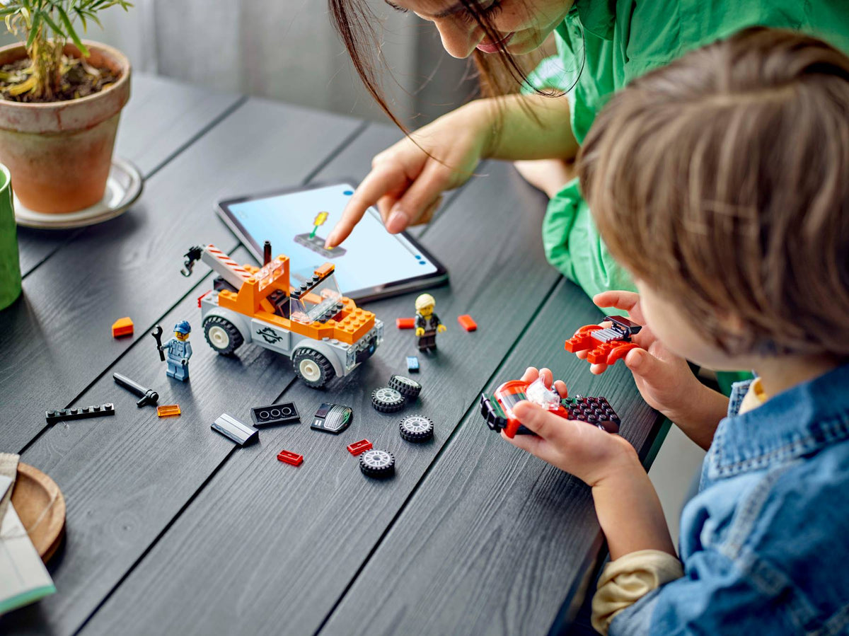 LEGO Tow Truck and Sports Car Repair 60435/6470833 — image 7