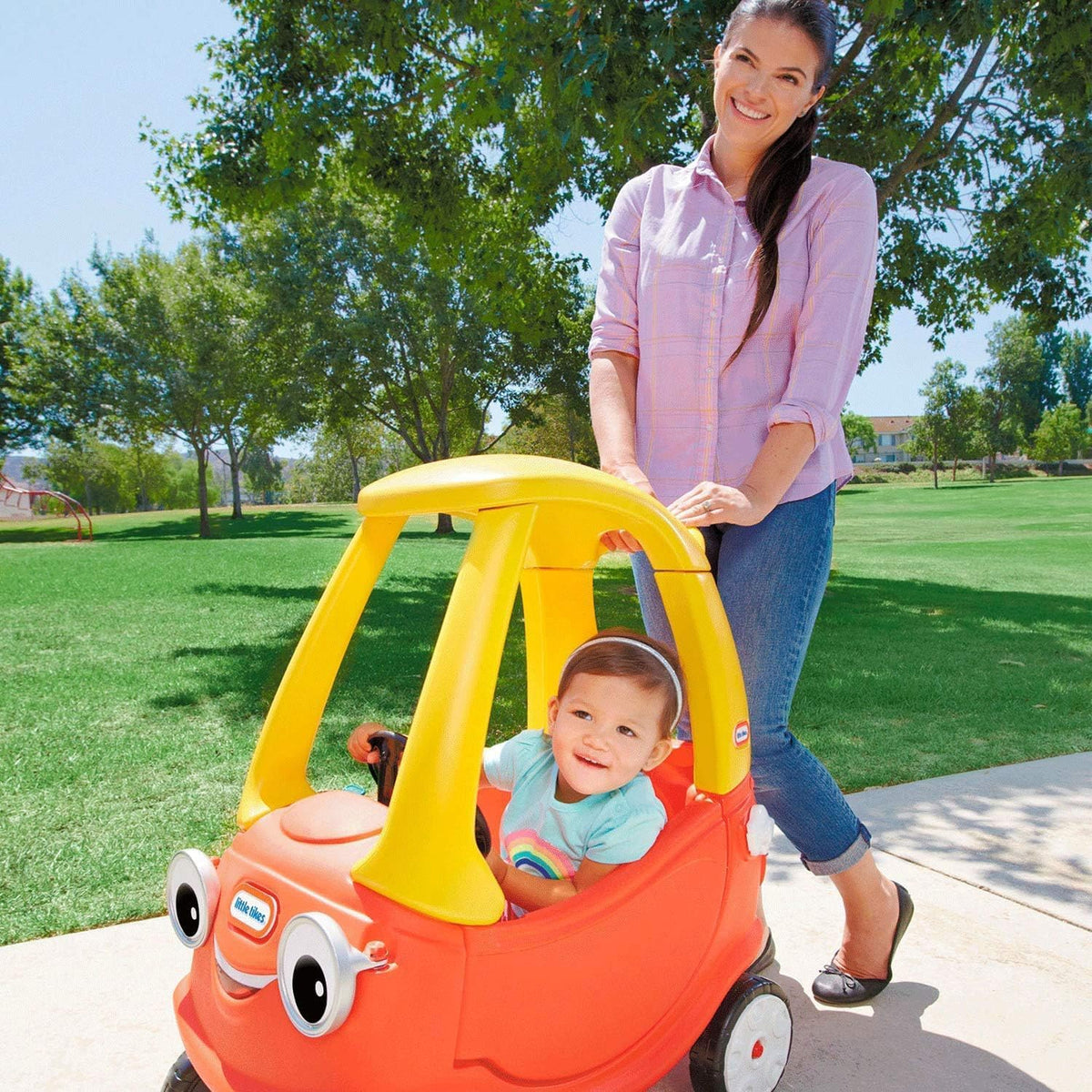 Little Tikes Cozy Coupe Car Push & Pedal Ride-On for Kids Ages 18m-5y — image 3