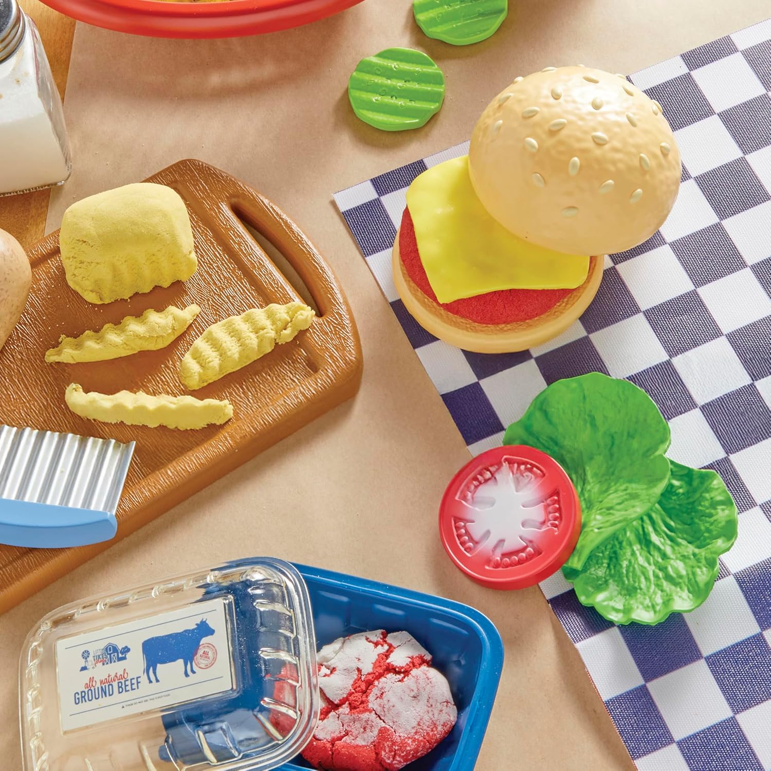 Little Tikes Creative Chefs Cheeseburger & Fresh Kit LIT - 643194 - Colorland Toys