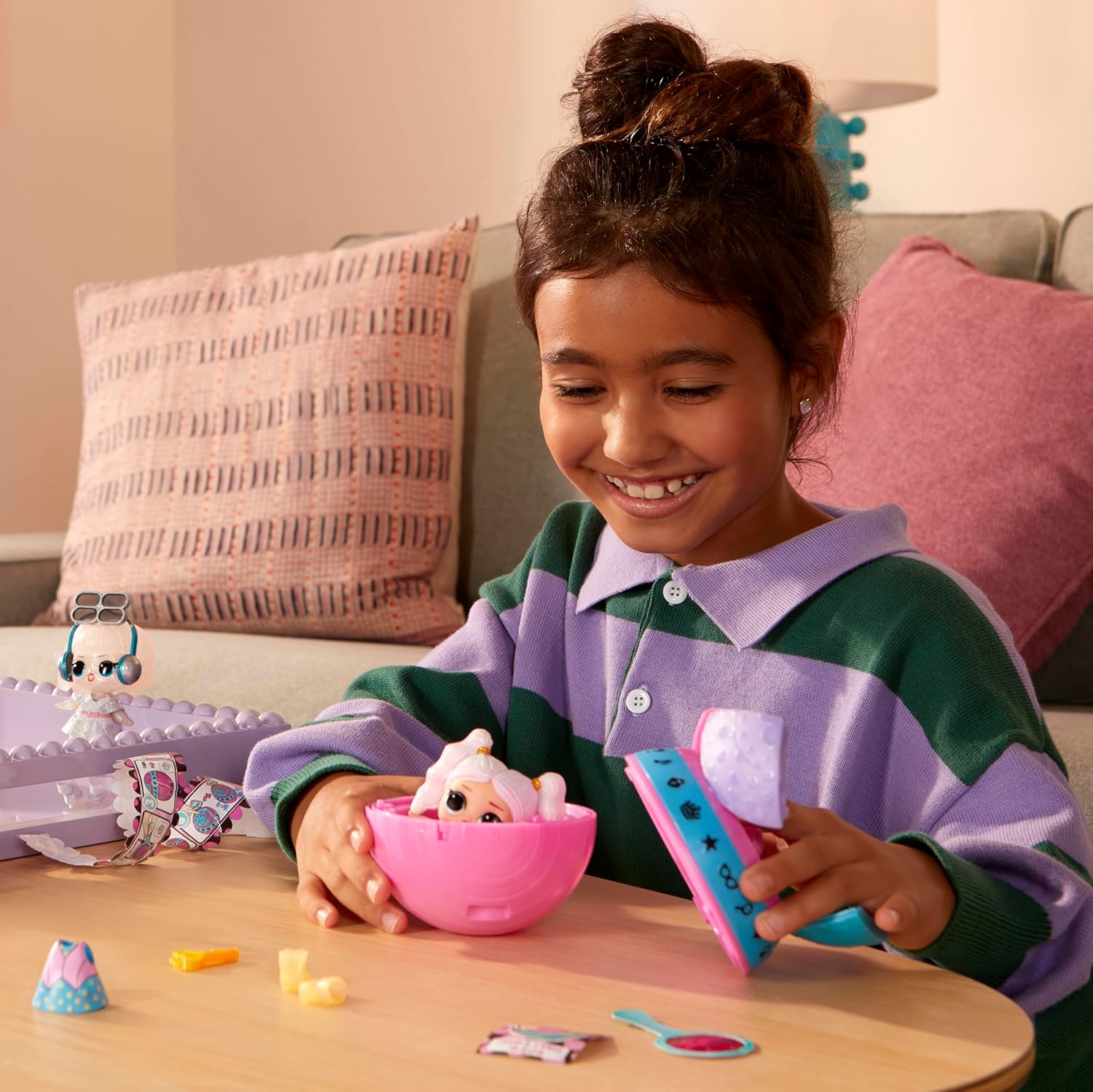 LOL Surprise Eye Spy Tots Fashion Dolls — Mystery Ball with Colour-Change Surprises - Colorland Toys