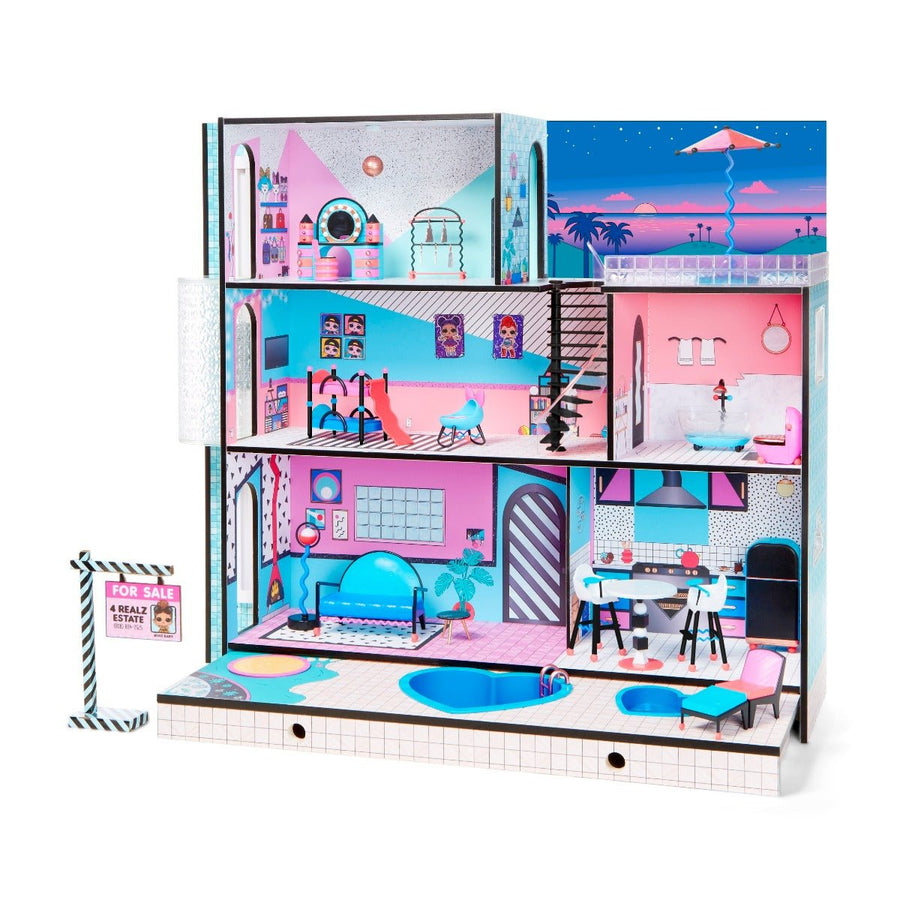 LOL Surprise! House with New Family including Brother 560531 — image 1