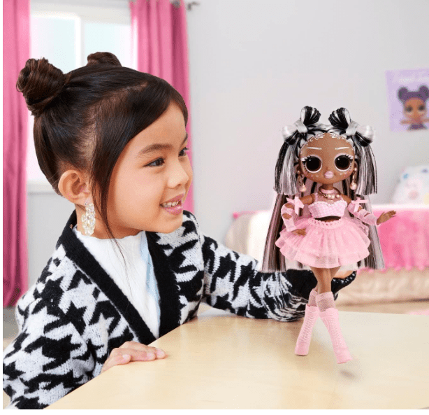 L.O.L Surprise OMG Sunshine Makeover Fashion Doll - Switches MGA - 589440 - Colorland Toys