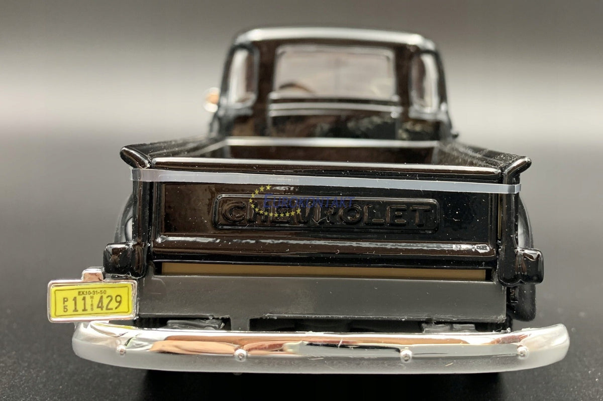 Maisto 1:25 1950 Chevrolet 3100 Pickup 31952 — image 2