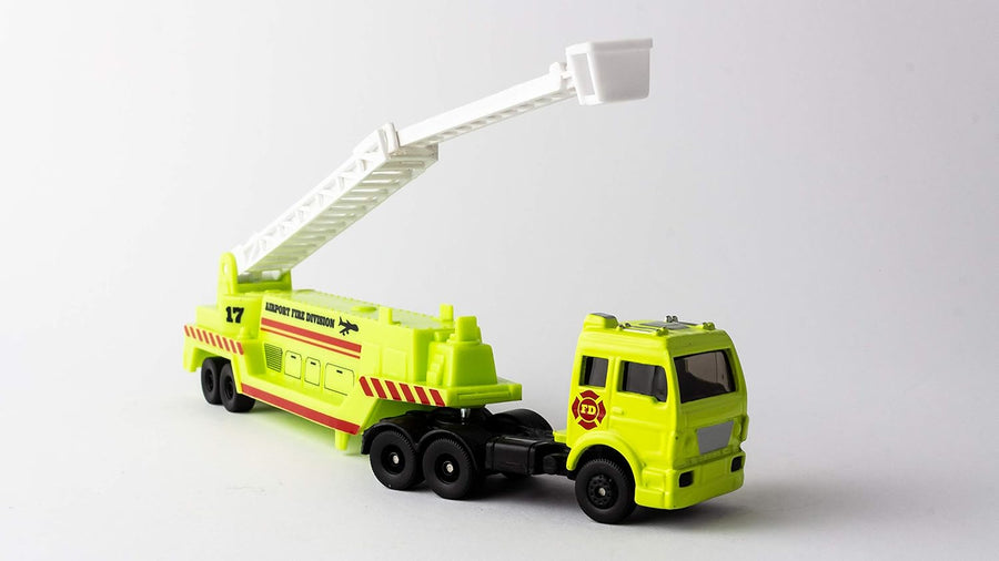 Maisto Fresh Metal Adventure Highway Haulers 11021 — image 9