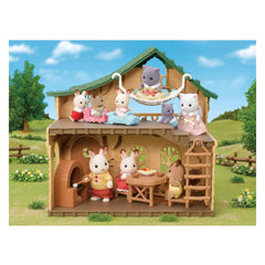 Sylvanian Families Lakeside Lodge - Colorland Toys