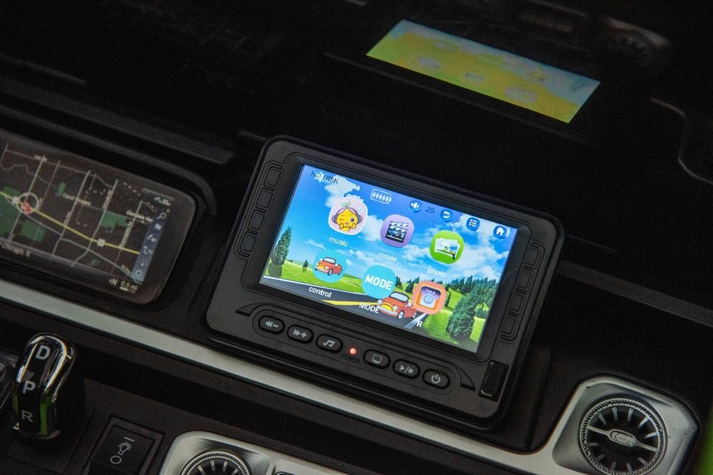 Mercedes Benz G63 AMG Ride On 4x4 Green 12V 4M DK - G63 - Colorland Toys