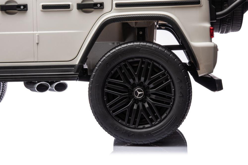 Mercedes Benz G63 AMG Ride On 4x4 White 12V 4M DK-G63 — image 9