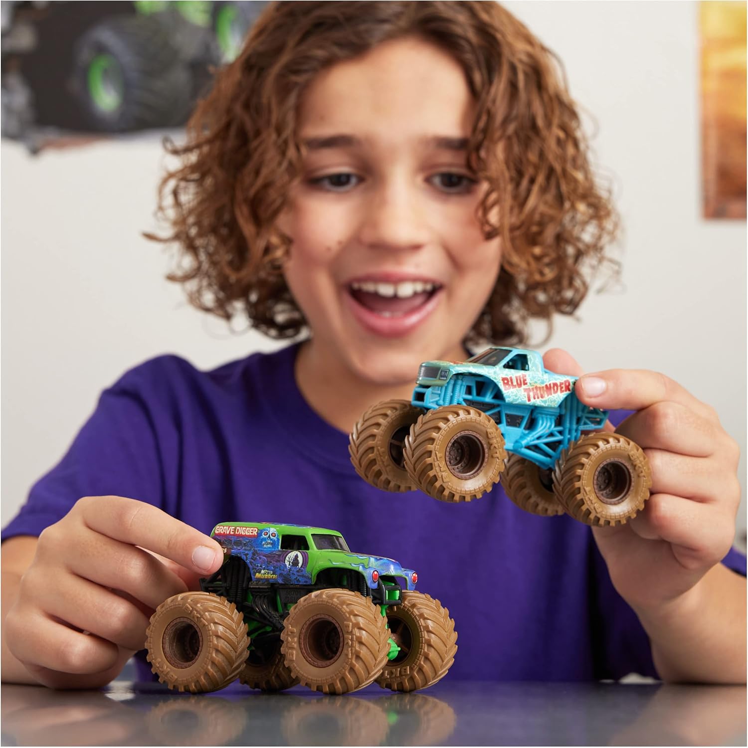 Monster Jam 1:64 Mystery Mudders 2-Pack 6067514 - Colorland Toys