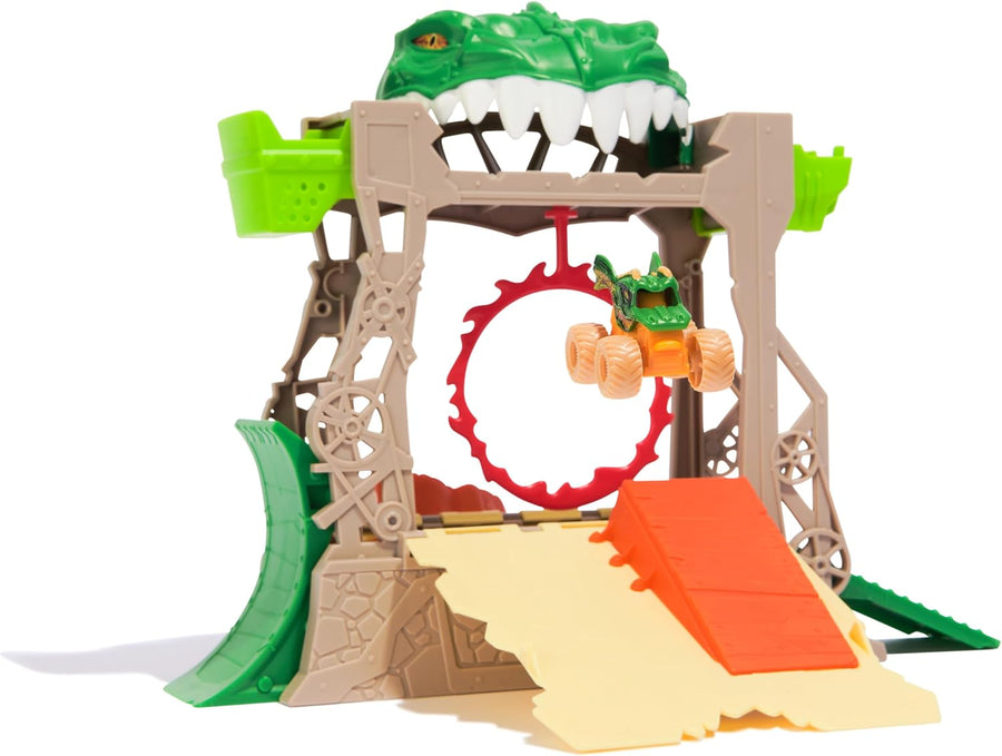 Monster Jam Mini Dungeon Of Doom Transforming Playset — image 2