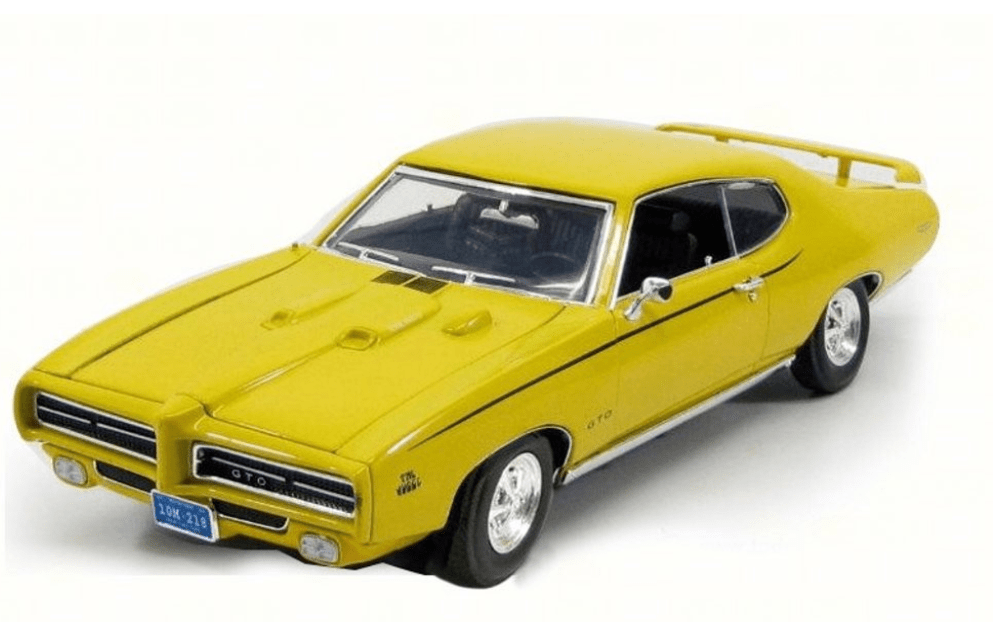 Motor Max 1969 Pontiac GTO Judge Yellow 1:18 Series 73133 — image 1