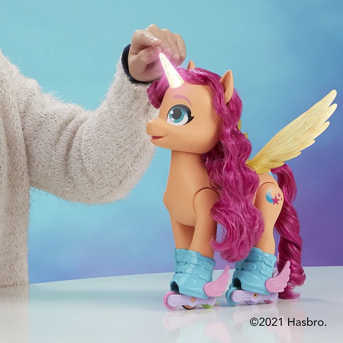 My Little Pony: A New Generation Sing 'n Skate Sunny Starscout F1786 - Colorland Toys