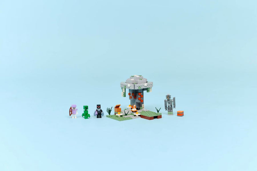 LEGO Minecraft The Pale Garden 21586 — image 4