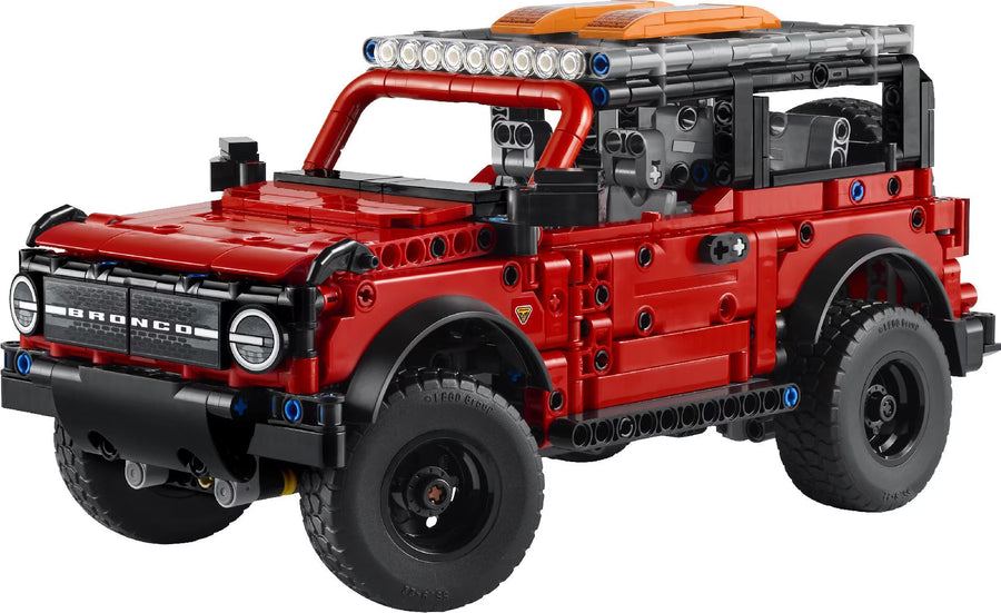 LEGO Technic Ford Bronco SUV V29 42213 — image 12