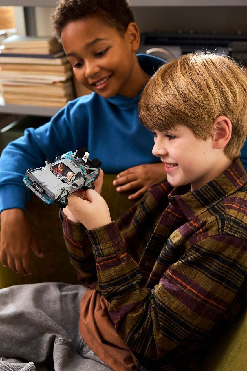LEGO Speed Champions Time Machine From Back To The Future 77256 — image 3