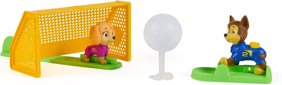 Paw Patrol Kick and Score Football Fig Pups Chase & Skye 6076591 — image 4