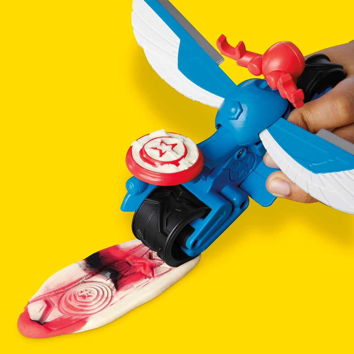 Play-Doh Captain America Moto-Slicer G0555 — image 9