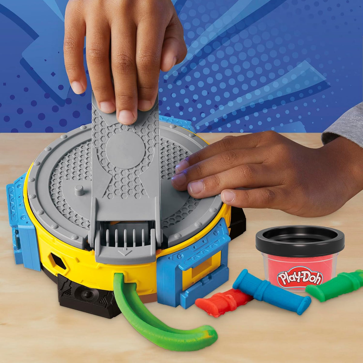 Play-Doh Jumbo Smashing Hulk F9826 — image 6