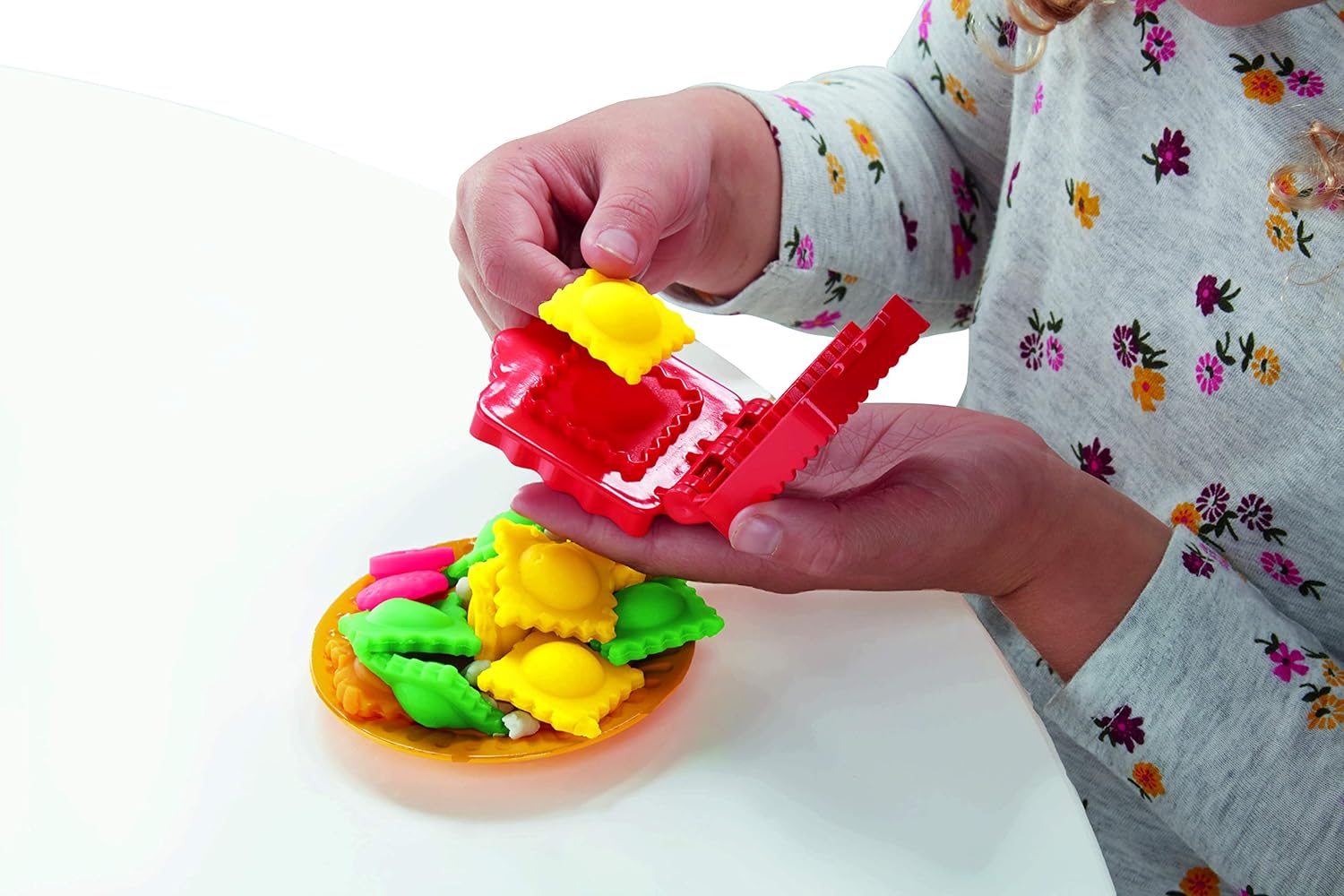 Play - Doh Noodle Party Playset - Colorland Toys