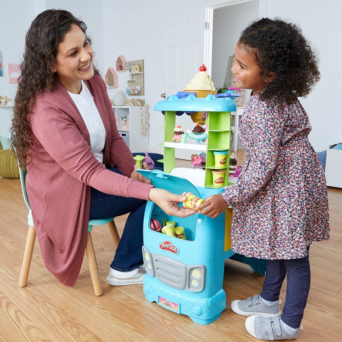 Play-Doh Ultimate Ice Cream Truck Playset F1039 — image 6