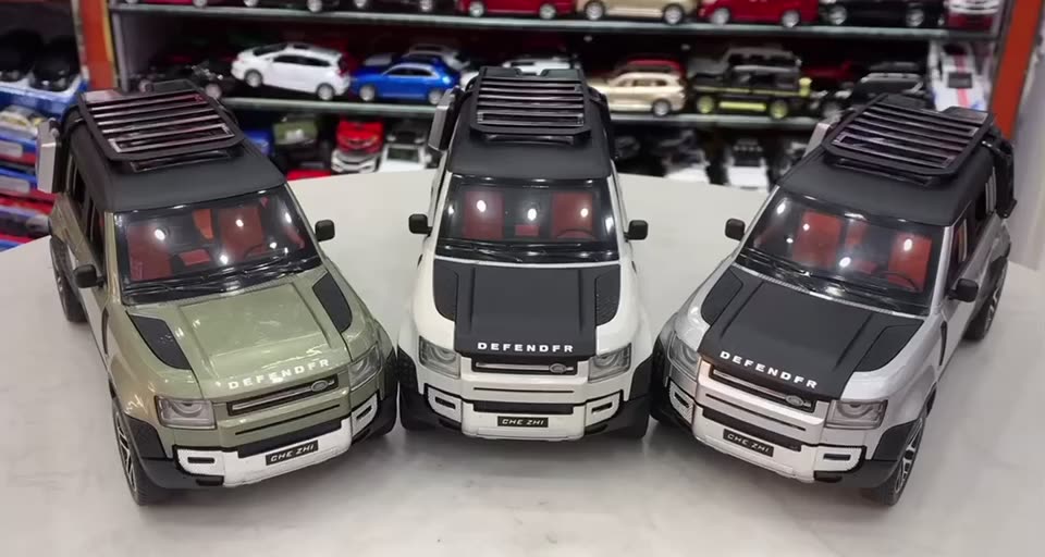Pullback Diecast Car Defender CZ132/A - Colorland Toys