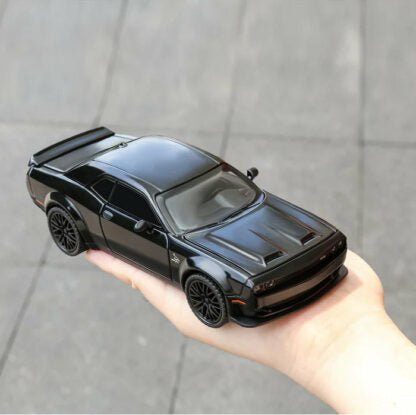 Pullback Dodge Challenger SRT Die-Cast 1:24 Scale Asstd. CZ200A — image 5