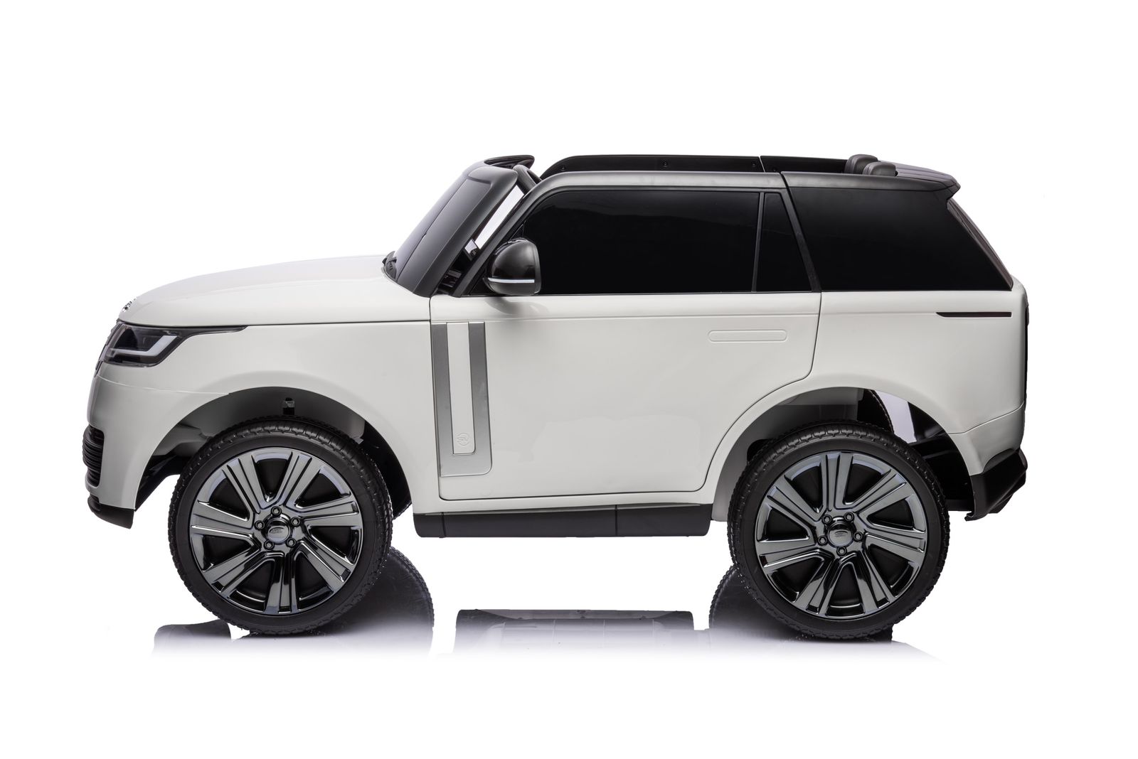 Range Rover Ride On for Kids with Eva Wheels 12V/4M Painted, White - Colorland Toys
