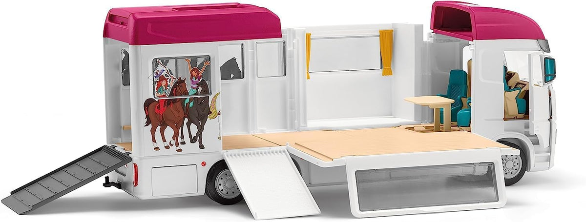 Schleich Horse Club 227PC Lisa Transporter Playset – Horse Toy Set — image 4
